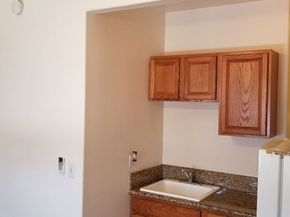 1816 S La Brea Avenue, Los Angeles CA 90019