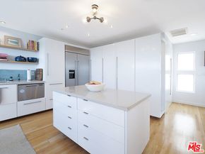 323 31st Street, Manhattan Beach CA 90266