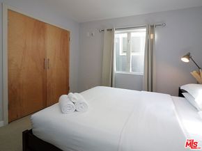 323 31st Street, Manhattan Beach CA 90266