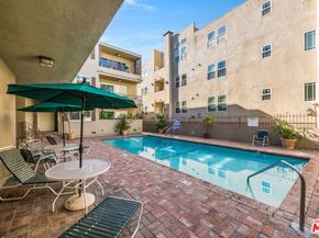 10707 Camarillo Street 108, Toluca Lake CA 91602