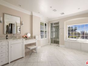 1460 N Doheny Drive, Los Angeles CA 90069