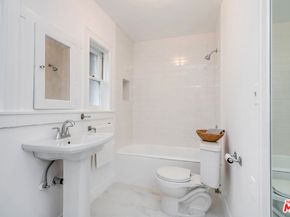 324 S Rimpau Boulevard, Los Angeles CA 90020