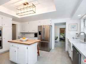 324 S Rimpau Boulevard, Los Angeles CA 90020