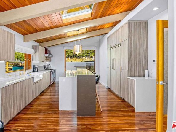 31851 Sea Level Drive C, Malibu CA 90265