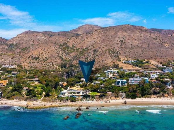 31851 Sea Level Drive C, Malibu CA 90265