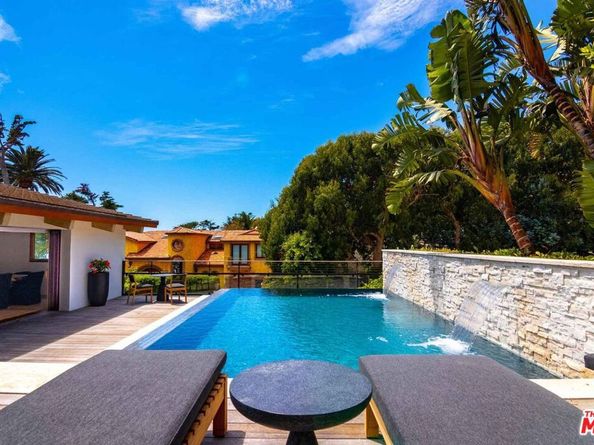 31851 Sea Level Drive C, Malibu CA 90265