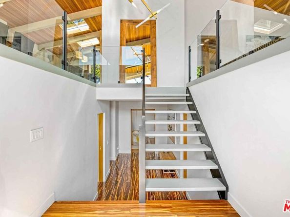 31851 Sea Level Drive C, Malibu CA 90265