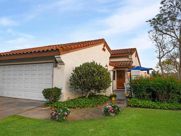 701 Fino Glen, Escondido CA 92025