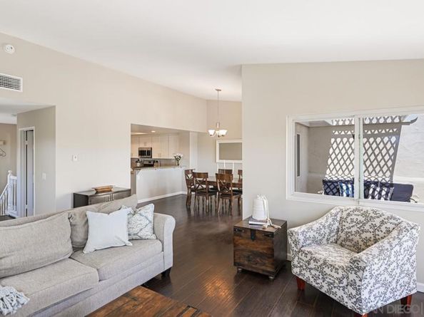 701 Fino Glen, Escondido CA 92025