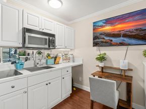 1021 Scott St 103, San Diego CA 92106