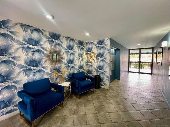 727 Sapphire St 301, San Diego CA 92109