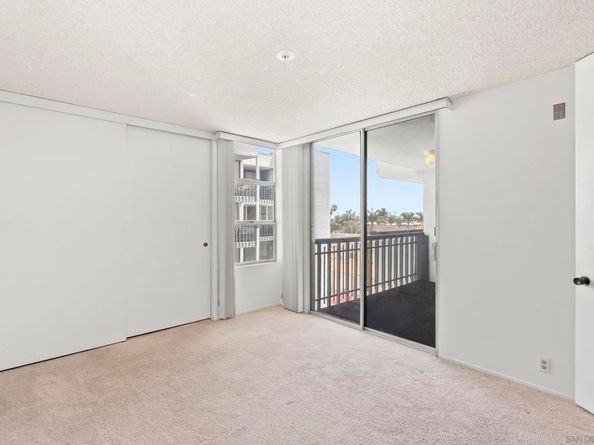 727 Sapphire St 301, San Diego CA 92109