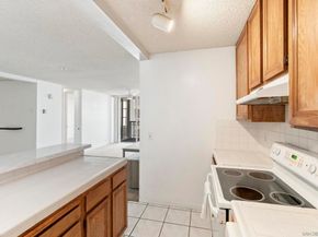 727 Sapphire St 301, San Diego CA 92109
