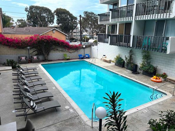 727 Sapphire St 301, San Diego CA 92109