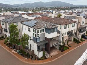 15105 Lincoln Loop, San Diego CA 92127