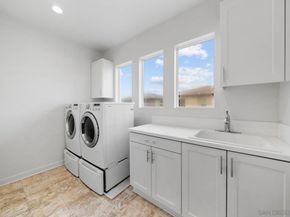 15105 Lincoln Loop, San Diego CA 92127