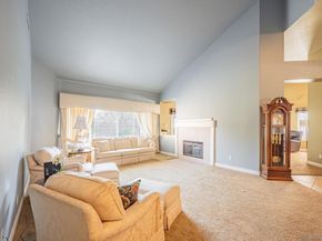 1772 Crescent Knolls Gln, Escondido CA 92029