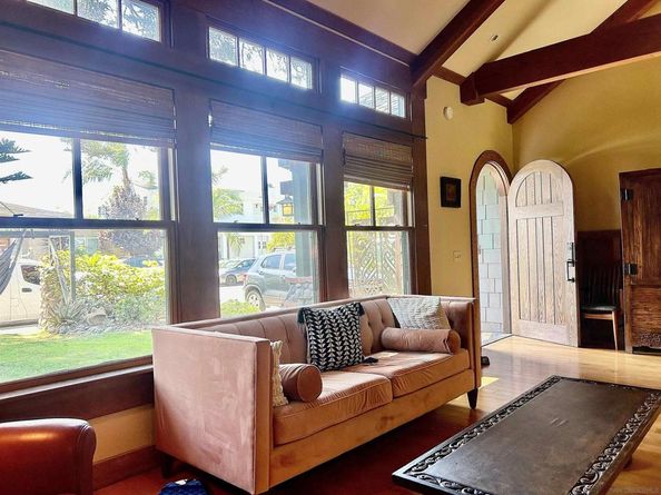 438 Retaheim Way, La Jolla CA 92037