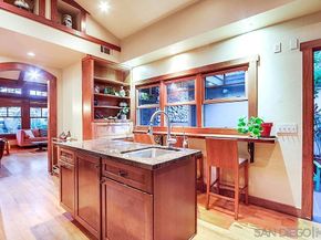 438 Retaheim Way, La Jolla CA 92037