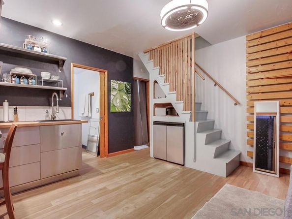 438 Retaheim Way, La Jolla CA 92037