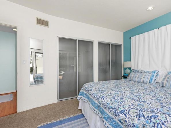 885 Rosecrans St, San Diego CA 92106