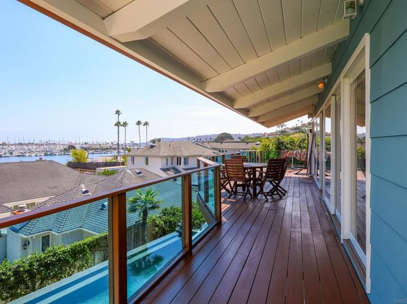 885 Rosecrans St, San Diego CA 92106
