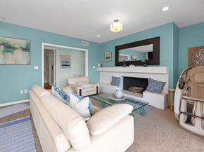 885 Rosecrans St, San Diego CA 92106