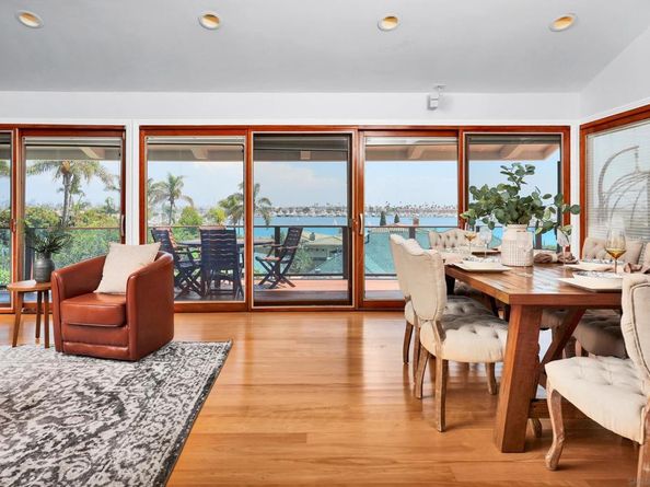 885 Rosecrans St, San Diego CA 92106
