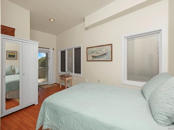 885 Rosecrans St, San Diego CA 92106