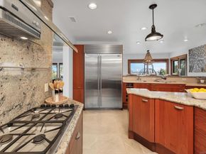 885 Rosecrans St, San Diego CA 92106