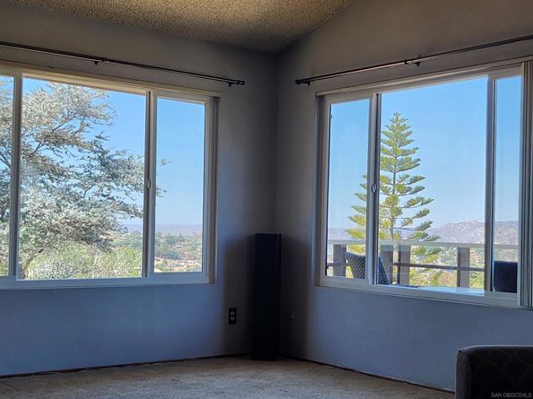 12063 Gay Rio Way, Lakeside CA 92040