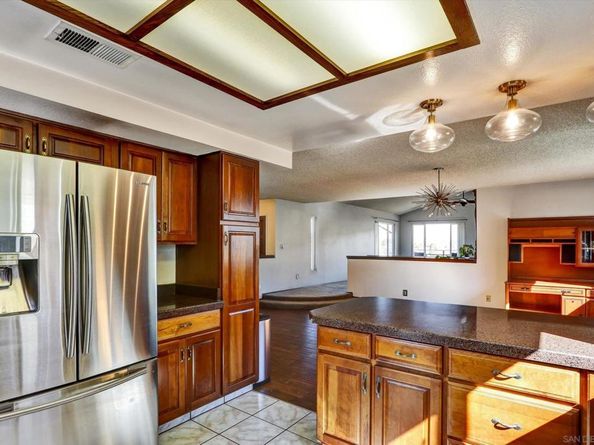 12063 Gay Rio Way, Lakeside CA 92040