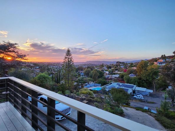 12063 Gay Rio Way, Lakeside CA 92040