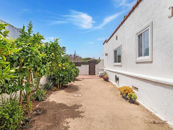 2433 San Marcos Ave., San Diego CA 92104