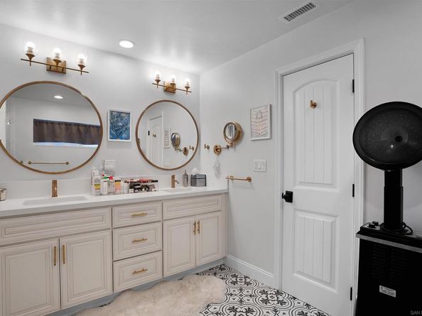2433 San Marcos Ave., San Diego CA 92104