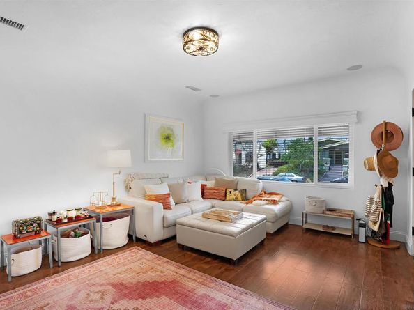 2433 San Marcos Ave., San Diego CA 92104