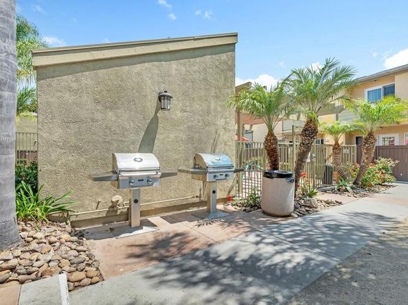5402 Balboa Arms Drive 345, San Diego CA 92117