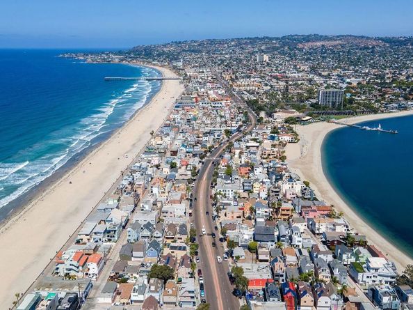 713 San Jose Pl, San Diego CA 92109