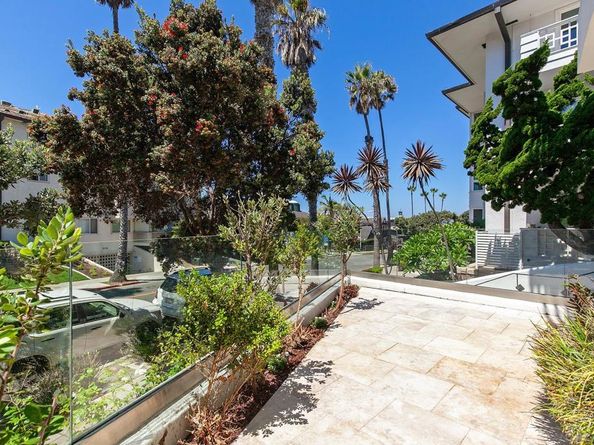 229 Coast Blvd, La Jolla CA 92037