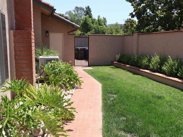 672 Chateau Place, Escondido CA 92029
