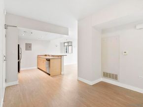 425 W Beech St 1003, San Diego CA 92101
