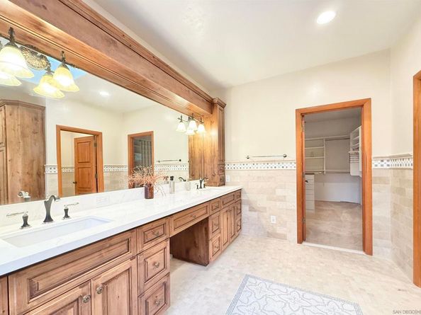 16722 Via Lago Azul, Rancho Santa Fe CA 92067