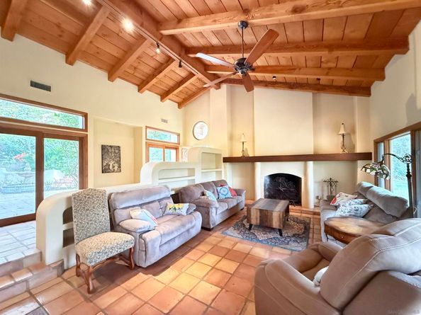 16722 Via Lago Azul, Rancho Santa Fe CA 92067