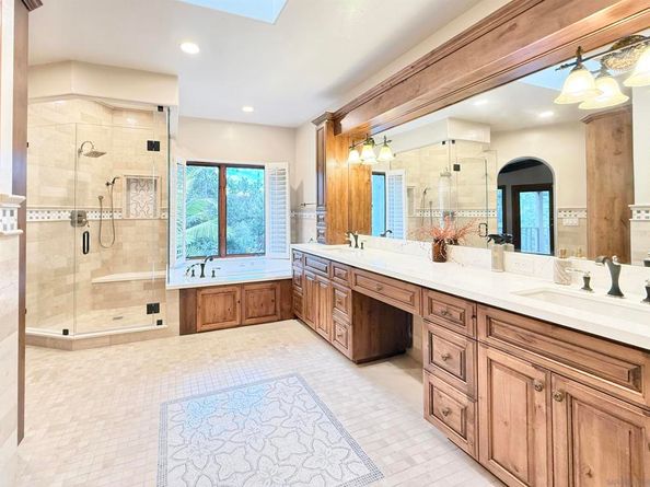 16722 Via Lago Azul, Rancho Santa Fe CA 92067