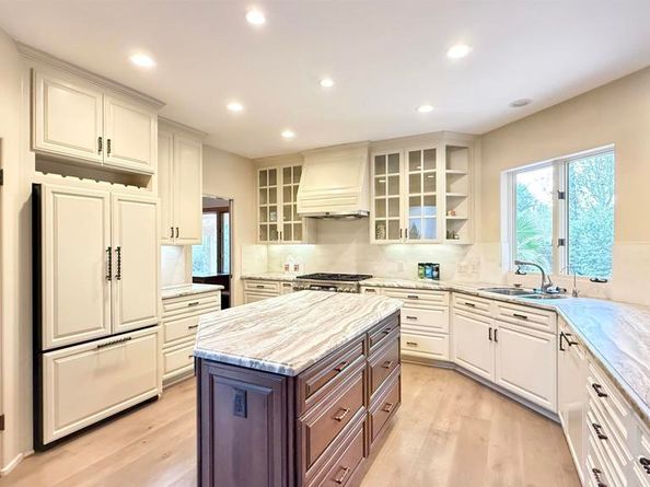 16722 Via Lago Azul, Rancho Santa Fe CA 92067