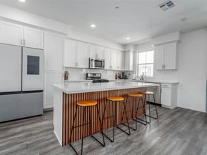 449 Atlas Glen, Escondido CA 92025