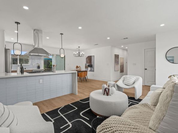 10265 Eagle Rock Avenue, San Diego CA 92126