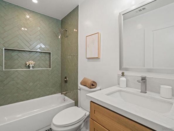 10265 Eagle Rock Avenue, San Diego CA 92126