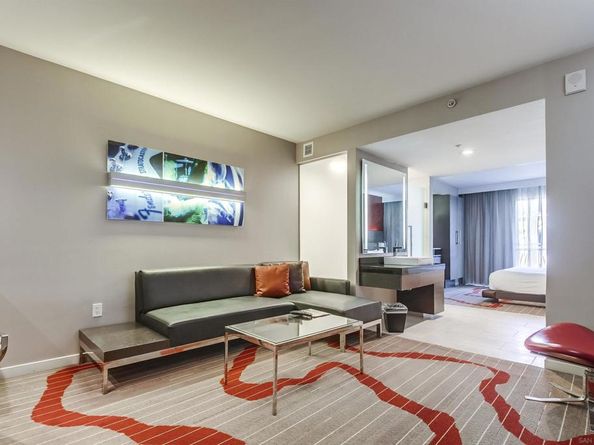 207 5Th Ave 442, San Diego CA 92101