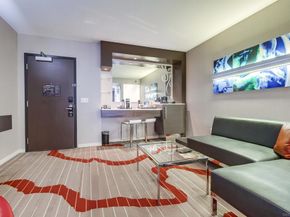 207 5Th Ave 442, San Diego CA 92101